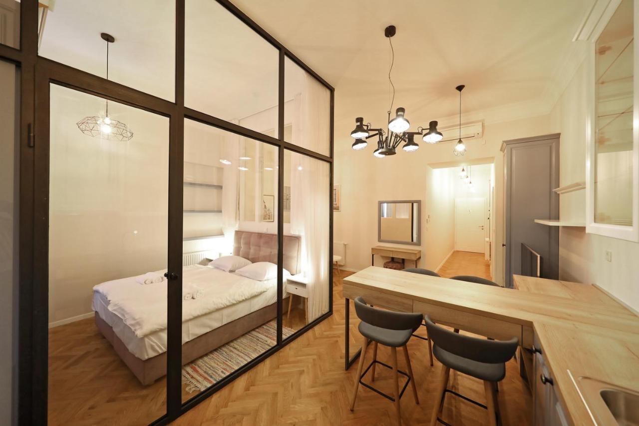Swanky Central Apartments Ζάγκρεμπ Εξωτερικό φωτογραφία