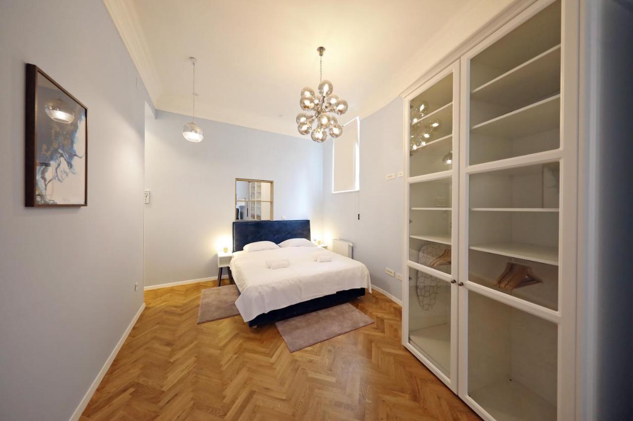 Swanky Central Apartments Ζάγκρεμπ Εξωτερικό φωτογραφία