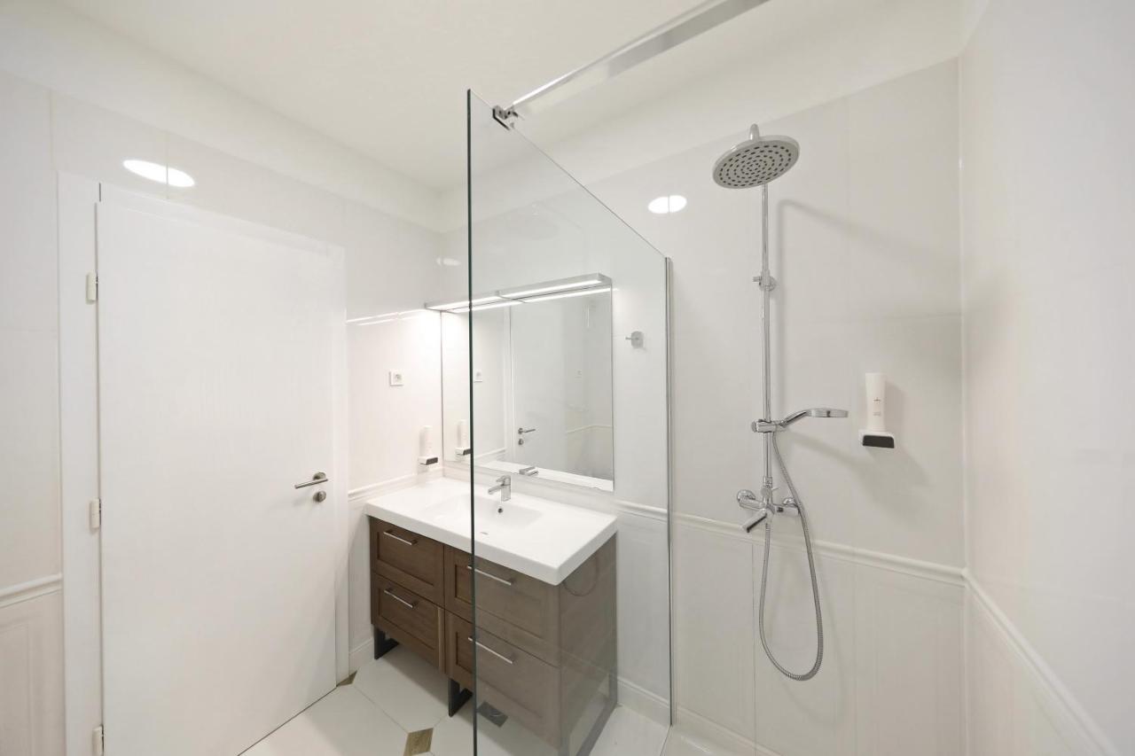 Swanky Central Apartments Ζάγκρεμπ Εξωτερικό φωτογραφία